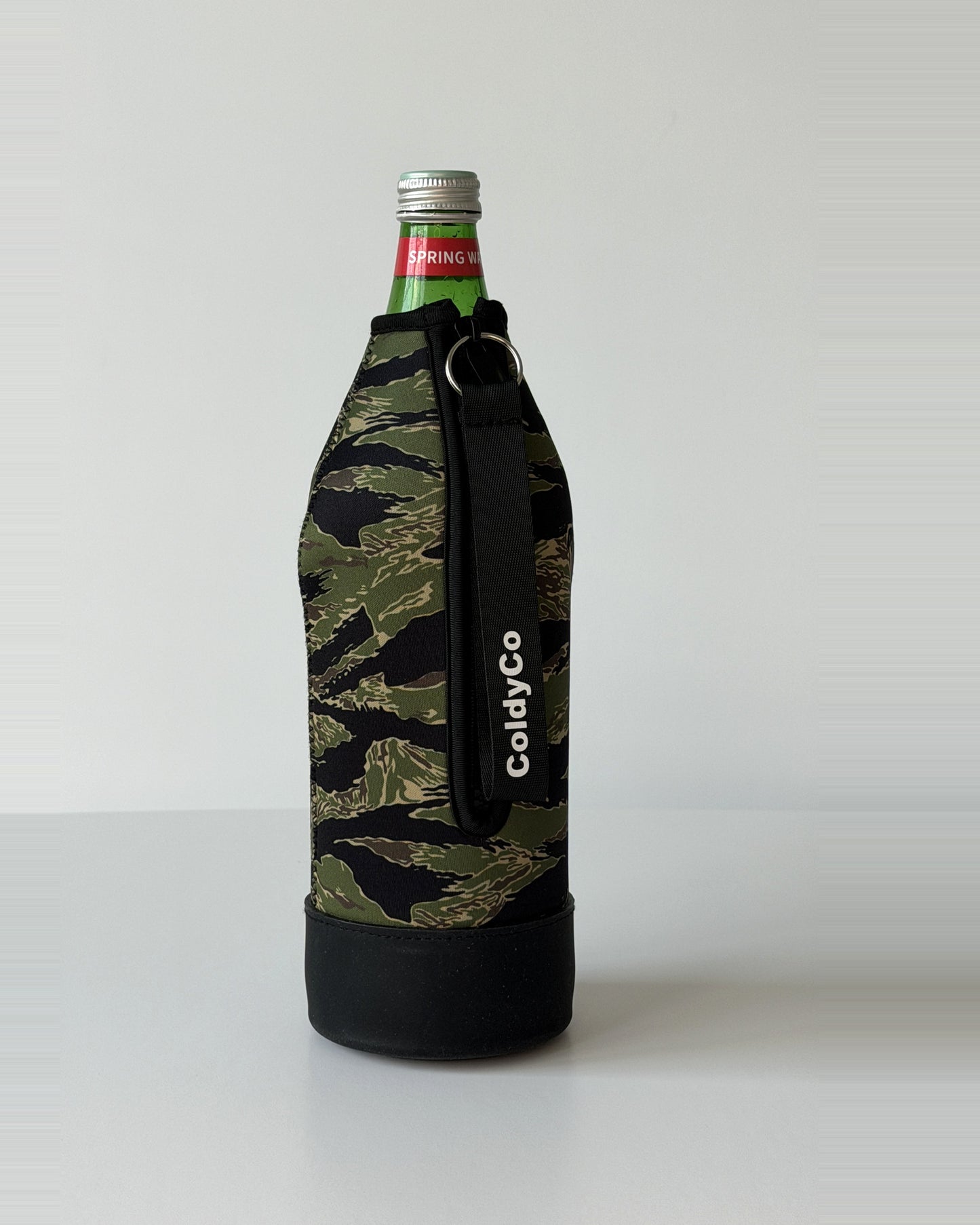 ColdyCo water bottle carrier in Camo on a 1-liter glass bottle